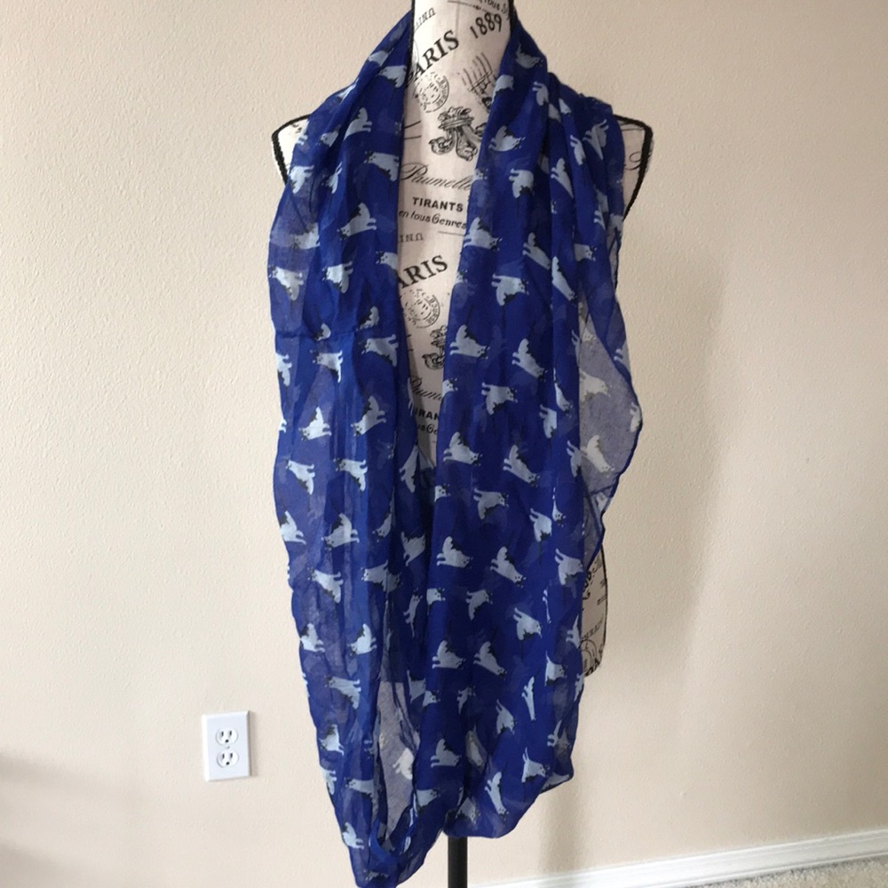 NWOT royal blue cat print infinity scarf 🧣